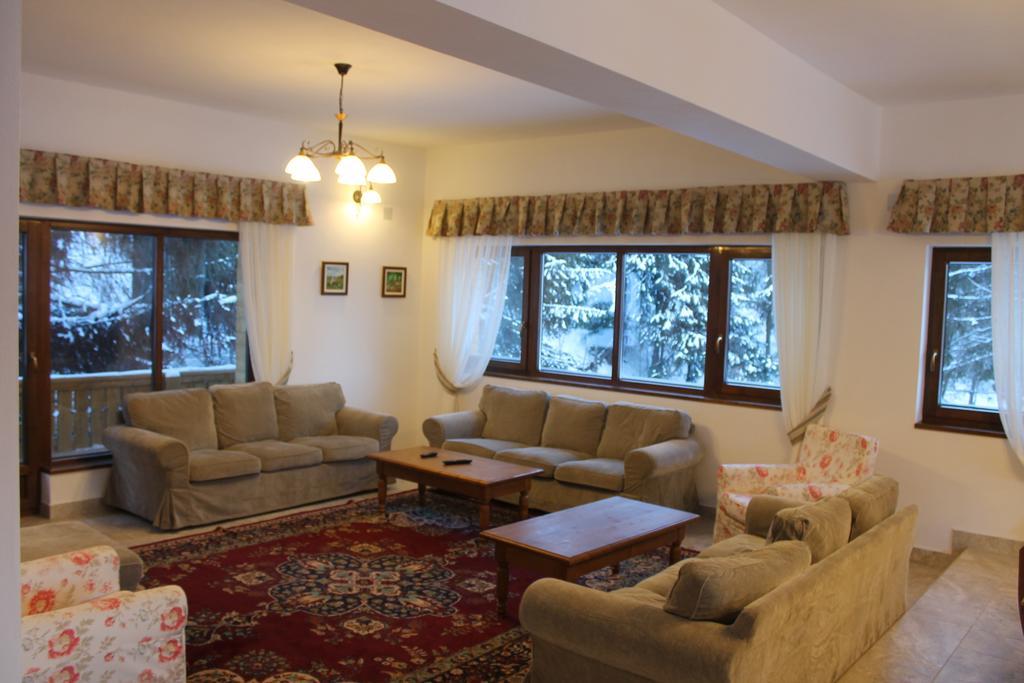 Hotel Arnica Montana Arieşeni Esterno foto
