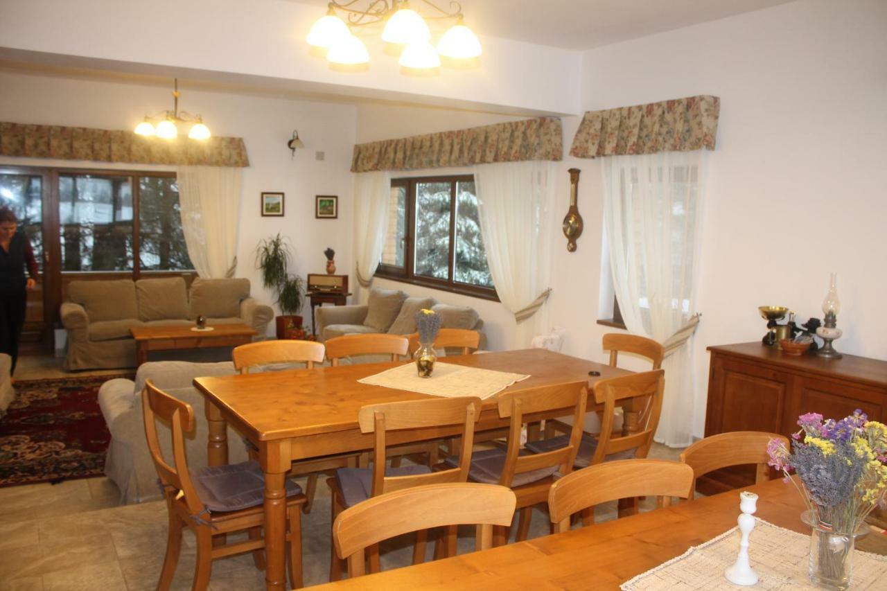 Hotel Arnica Montana Arieşeni Esterno foto